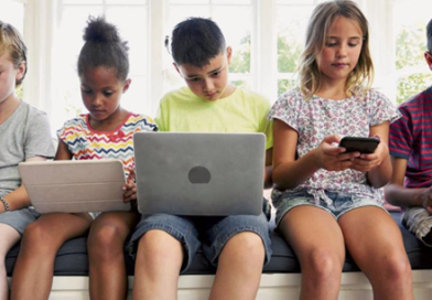 Uno de cada seis niños en edad escolar sufre ciberacoso en Europa según la OMS