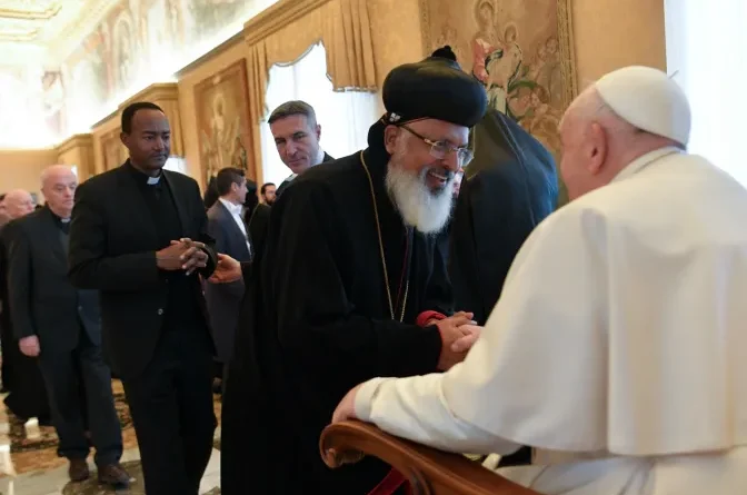 Un mensaje de esperanza: El Papa Francisco cree en el poder de los jóvenes para sanar divisiones entre católicos y ortodoxos