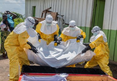 Autoridades sanitarias piden intensificar medidas por brote de ébola